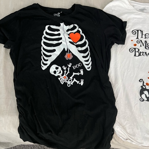 3 Fall and Halloween maternity shirts - Picture 2 of 13